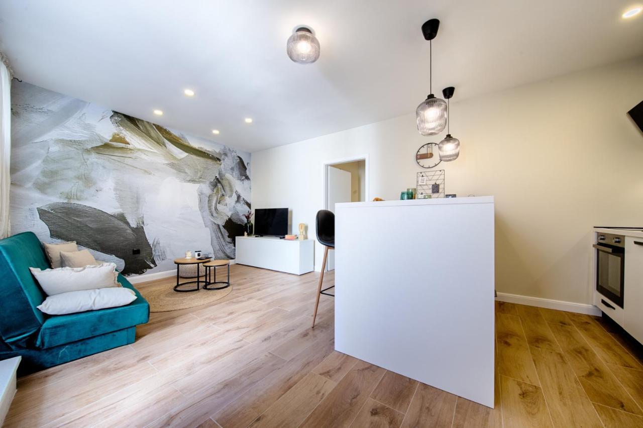 וויס Apartment Kirinkin מראה חיצוני תמונה
